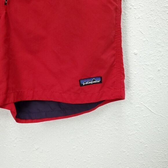 PATAGONIA Men’s Red Nylon Hiking Outdoors Quick Dry Board Boating Swim Shorts - Picture 2 of 11